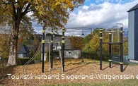 Kletterturm Spielplatz Grundschule Erndtebrück