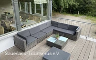 Lounge auf der Terrasse - © Jochen Bernsdorf
