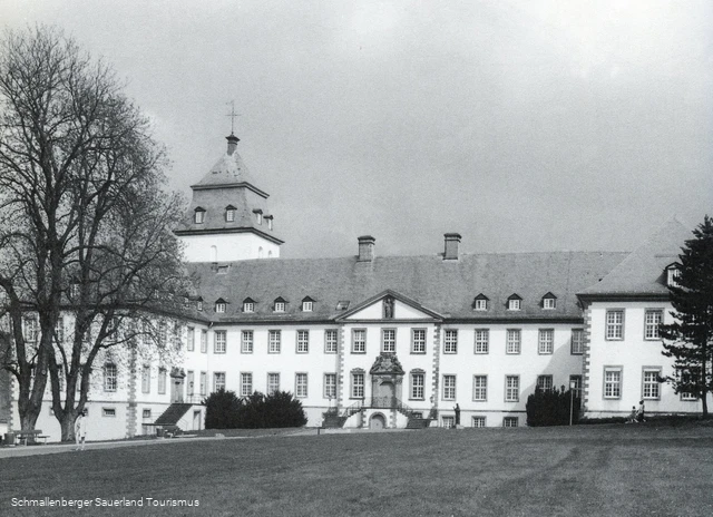Klostergebäude der ehemaligen Benediktinerabtei Grafschaft. 